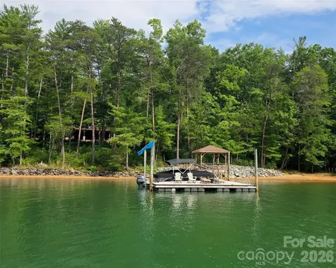 1814 Yellow Fork Trail E Nebo NC 28761