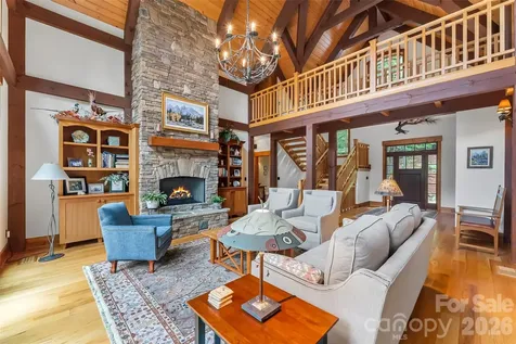1814 Yellow Fork Trail E Nebo NC 28761