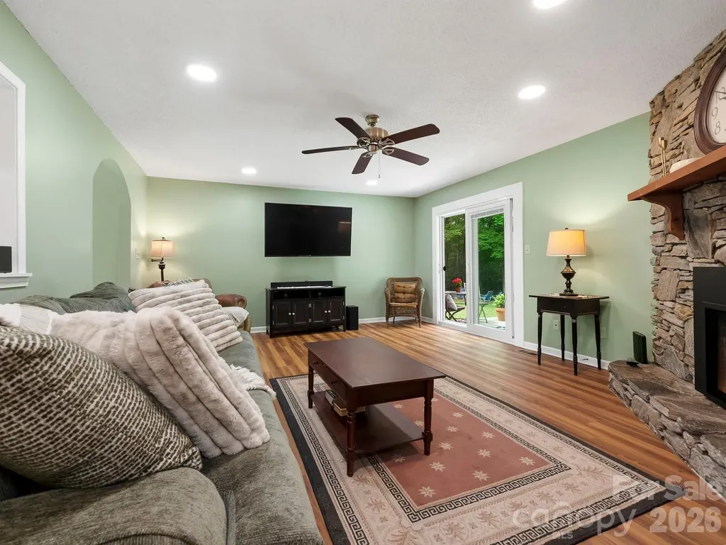 84 Greenwood Acres Drive Mills River NC 28759