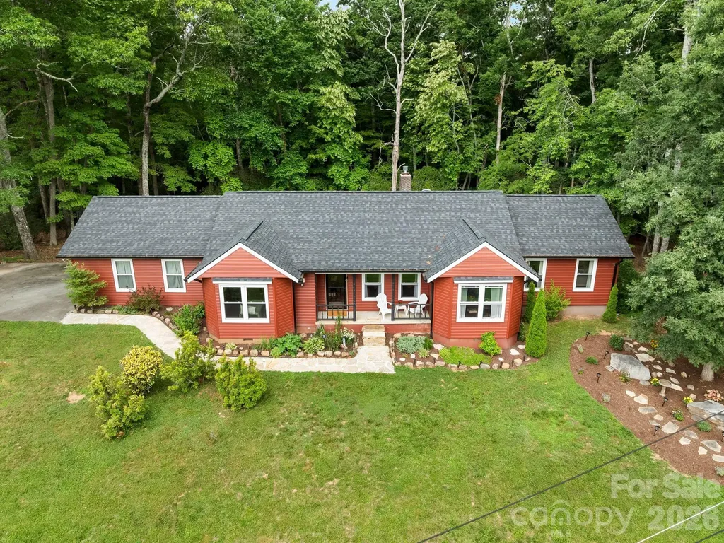 84 Greenwood Acres Drive Mills River NC 28759