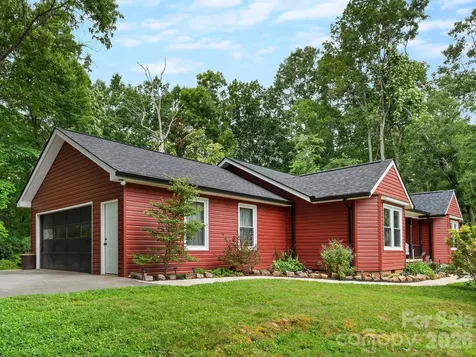 84 Greenwood Acres Drive Mills River NC 28759