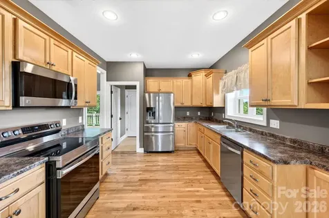93 Big Sky Drive Leicester NC 28748