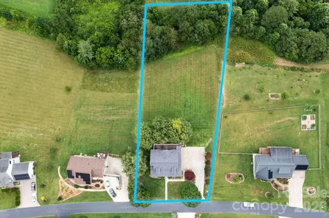 93 Big Sky Drive Leicester NC 28748