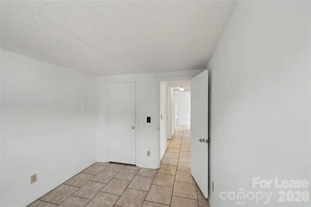 1624 Arlyn Circle Charlotte NC 28213