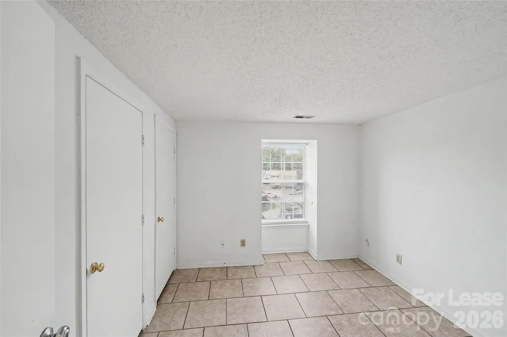 1624 Arlyn Circle Charlotte NC 28213