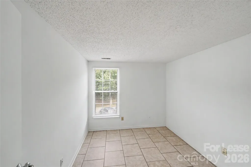 1624 Arlyn Circle Charlotte NC 28213