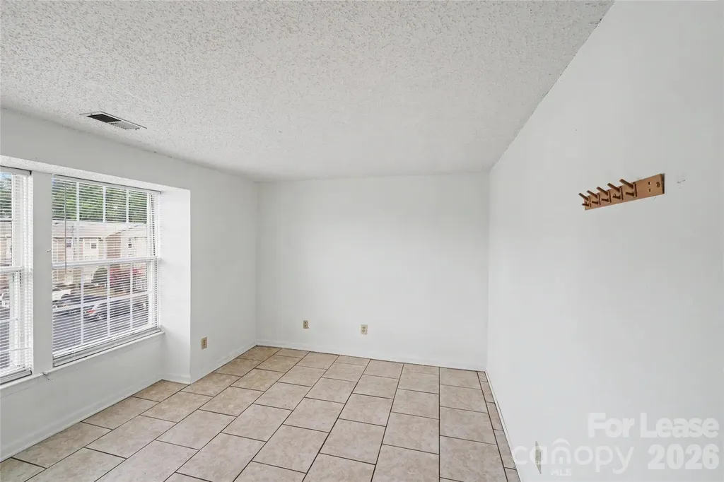 1624 Arlyn Circle Charlotte NC 28213
