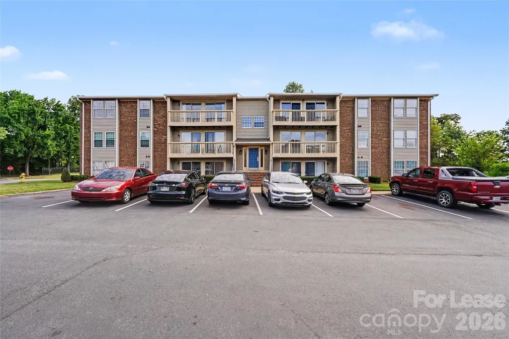 1624 Arlyn Circle Charlotte NC 28213