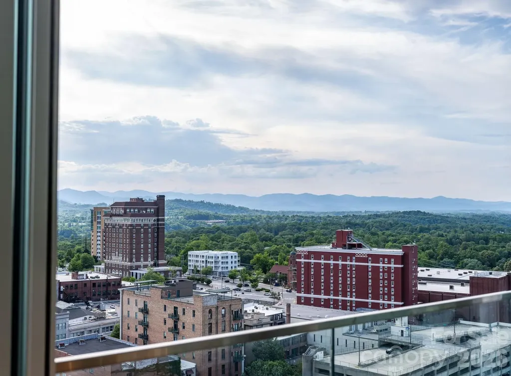 7 Patton Avenue Asheville NC 28806
