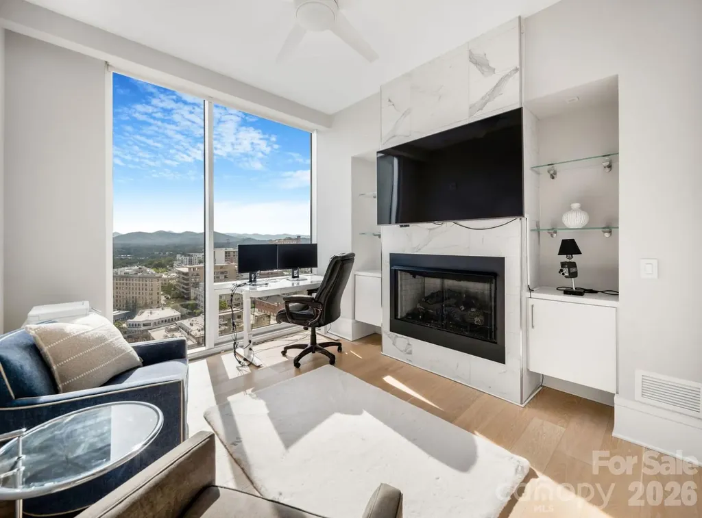 7 Patton Avenue Asheville NC 28806
