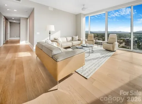 7 Patton Avenue Asheville NC 28806