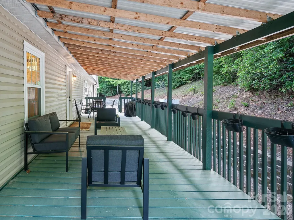 201 Franklin Village Road Spruce Pine NC 28777