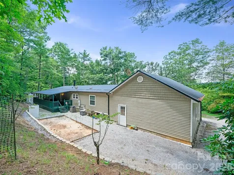 201 Franklin Village Road Spruce Pine NC 28777