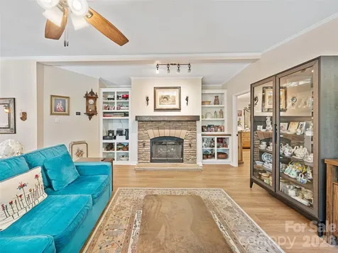 201 Franklin Village Road Spruce Pine NC 28777