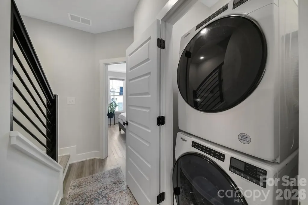 5007 Tiny Lane Charlotte NC 28203