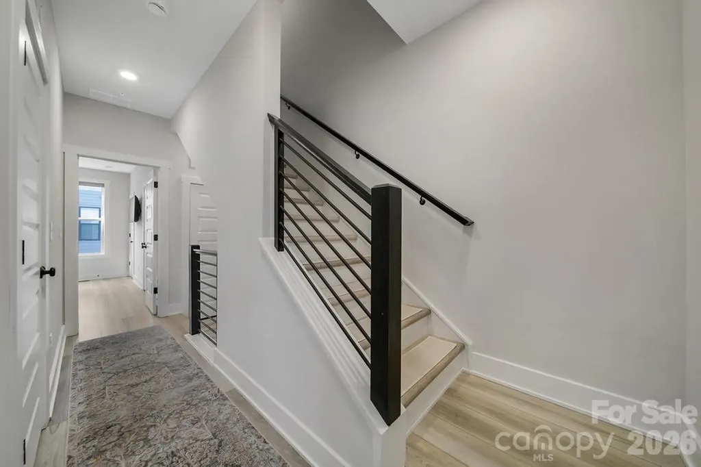 5007 Tiny Lane Charlotte NC 28203