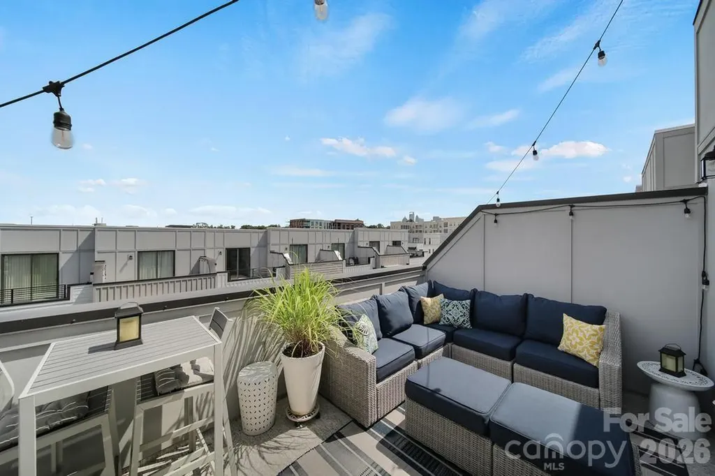 5007 Tiny Lane Charlotte NC 28203