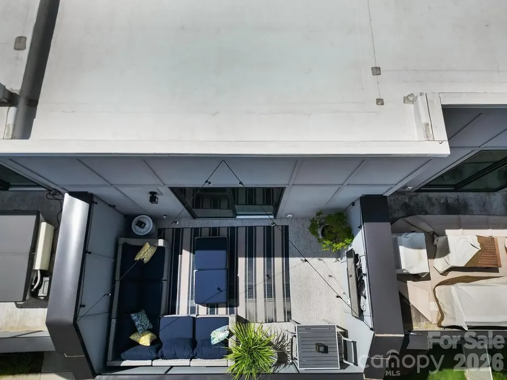 5007 Tiny Lane Charlotte NC 28203