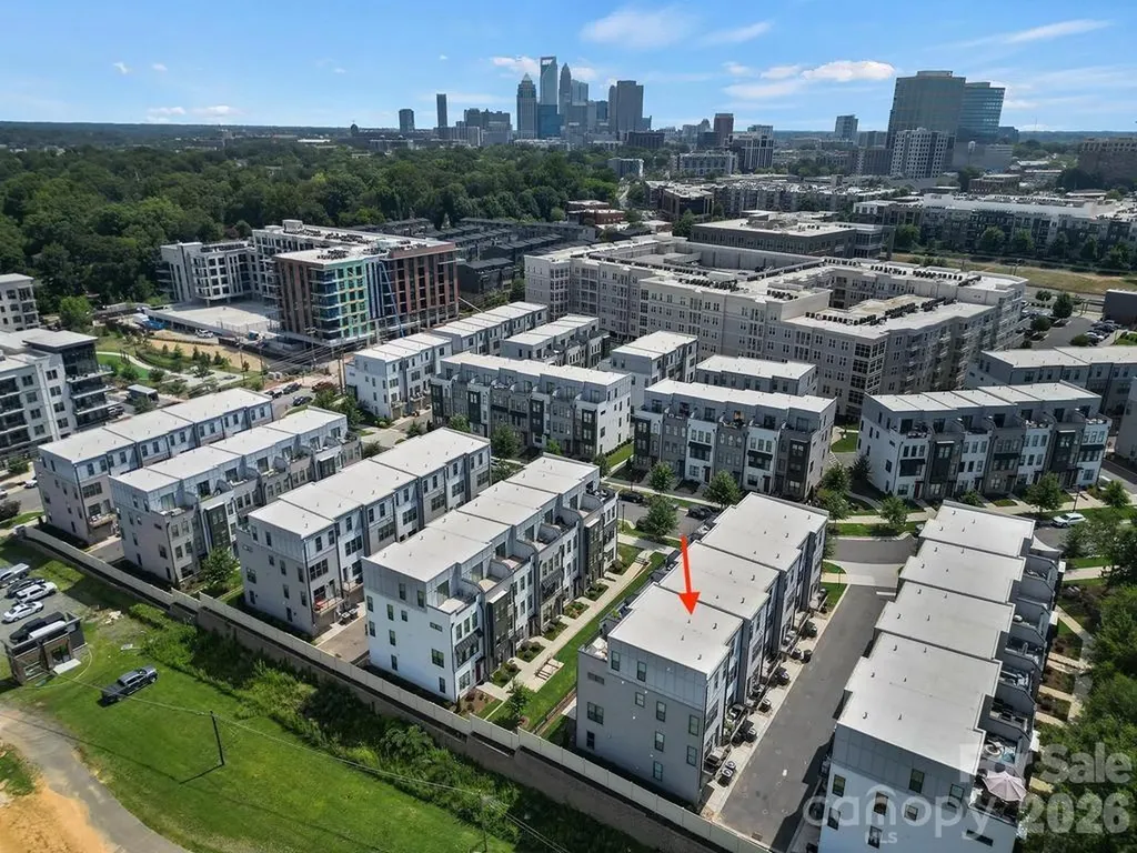5007 Tiny Lane Charlotte NC 28203
