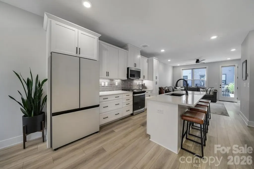 5007 Tiny Lane Charlotte NC 28203