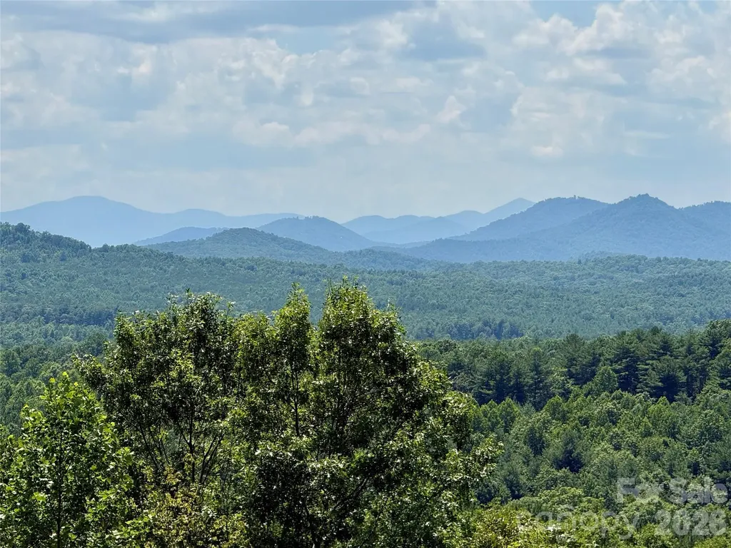 V/l Summit Trail Nebo NC 28761