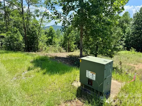 V/l Summit Trail Nebo NC 28761