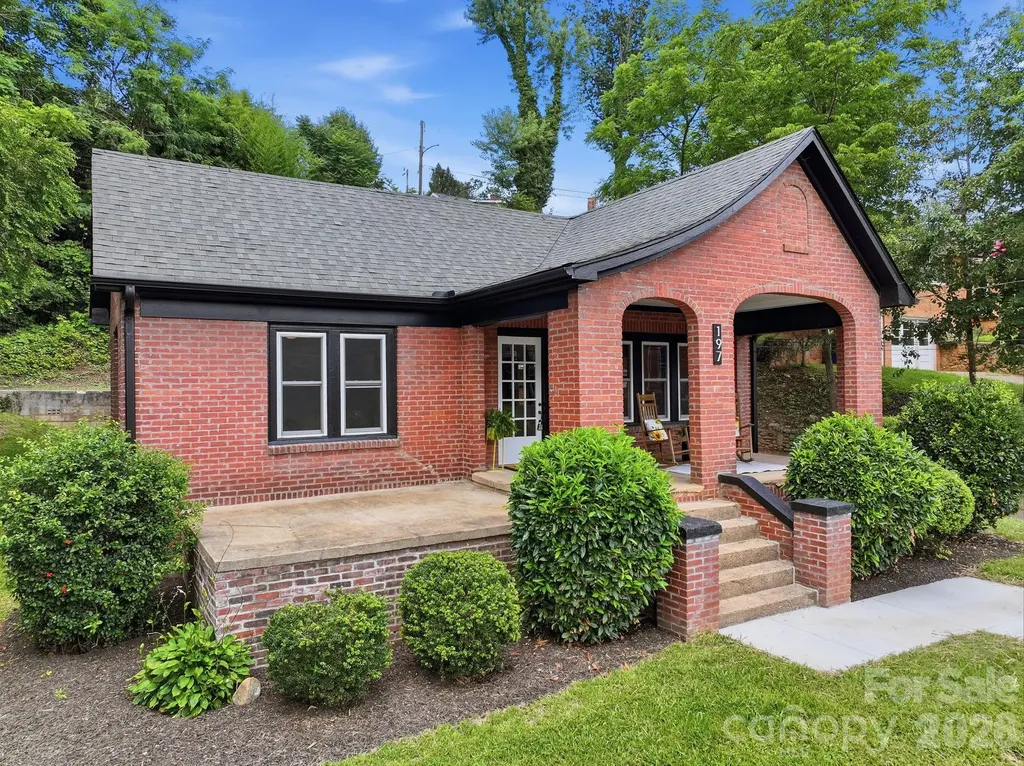 197 Academy Street Canton NC 28716
