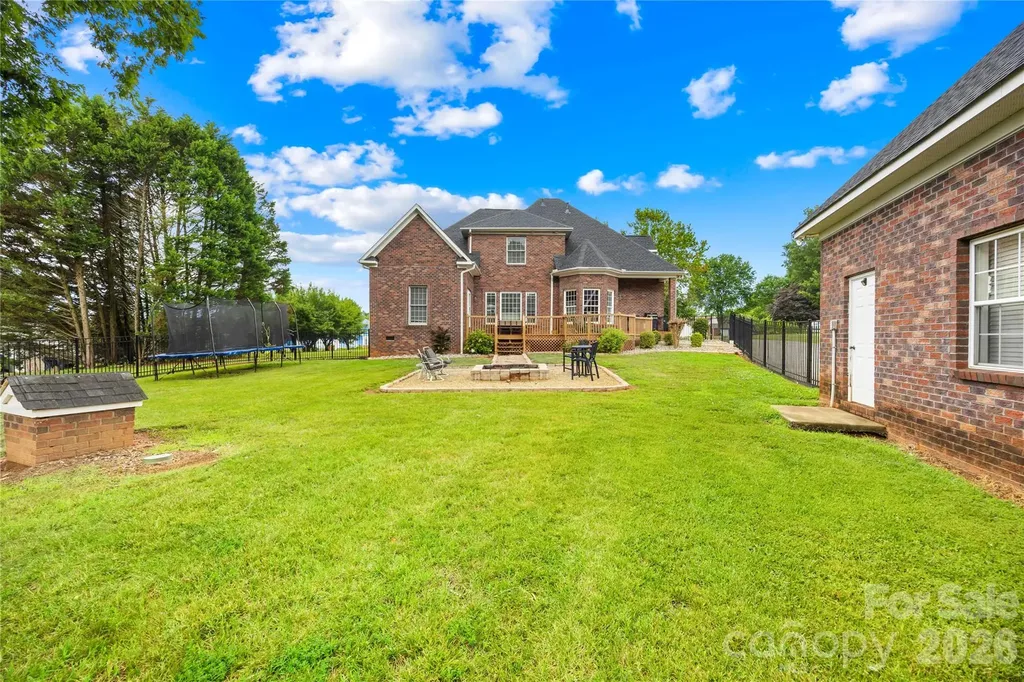 115 S Gibbs Road Mooresville NC 28117
