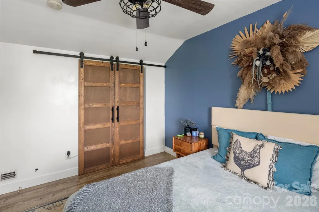 354 Boulder View Drive Flat Rock NC 28731