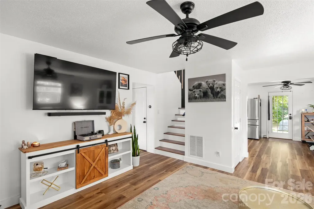 354 Boulder View Drive Flat Rock NC 28731