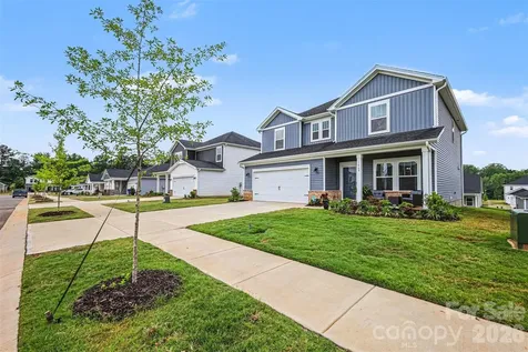 1460 Carthage Drive Salisbury NC 28144