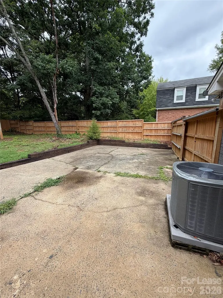 5406 Barrington Drive Charlotte NC 28215