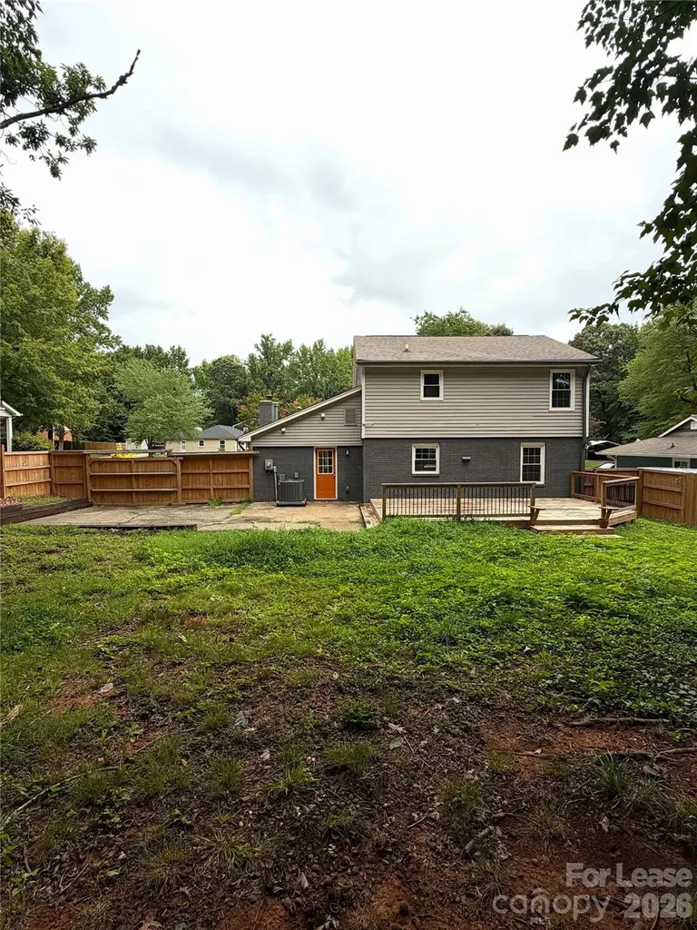 5406 Barrington Drive Charlotte NC 28215