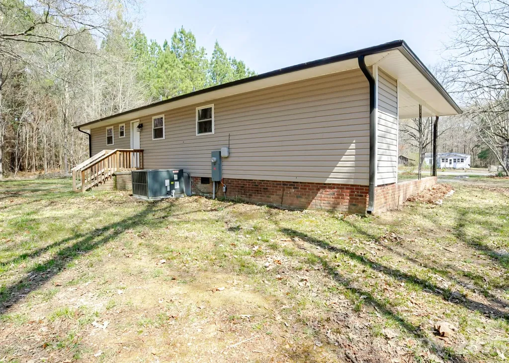 5028 Nc 109 Highway S Mount Gilead NC 27306