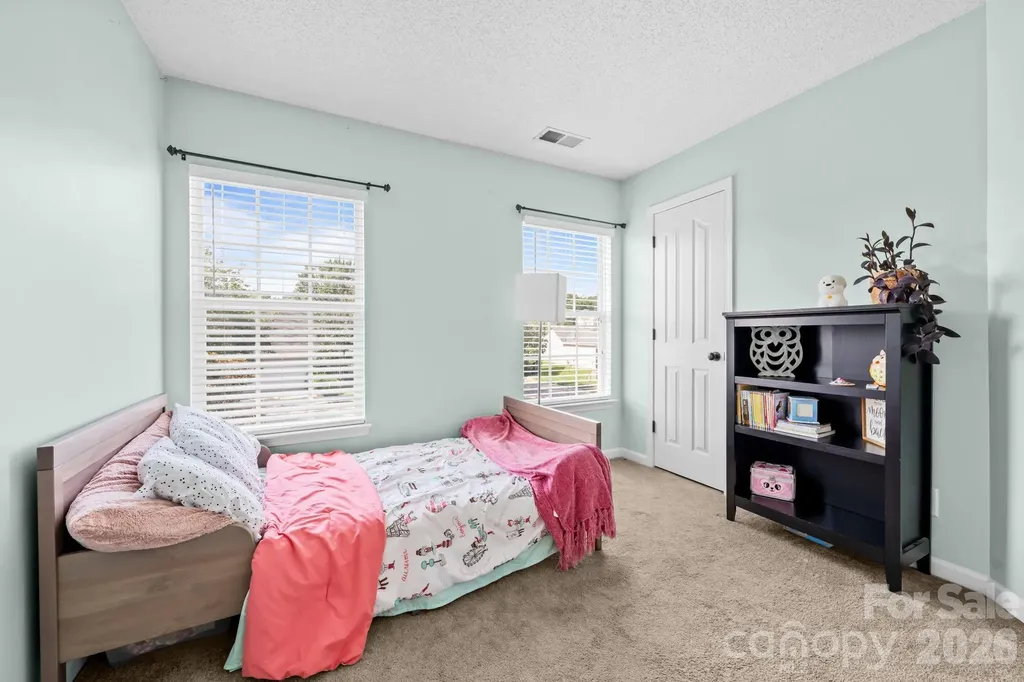 5550 Mt Mansfield Road Charlotte NC 28278