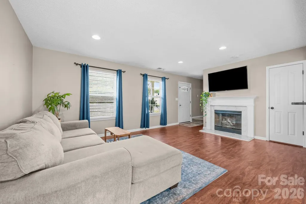5550 Mt Mansfield Road Charlotte NC 28278