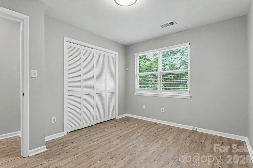 1001 Churchill Downs Court Charlotte NC 28211