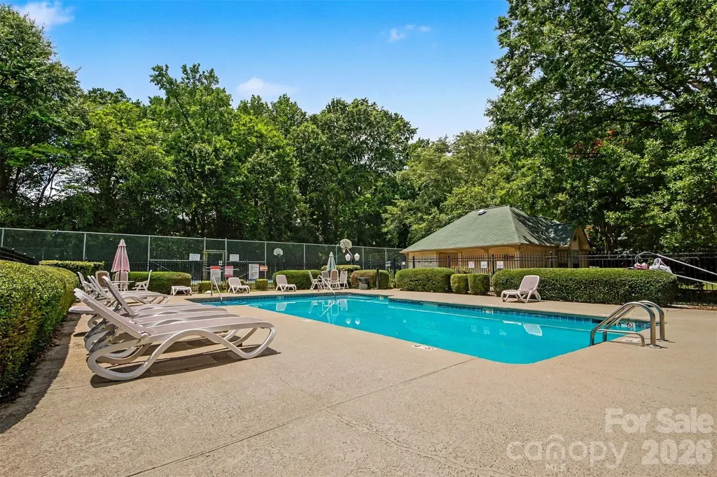 1001 Churchill Downs Court Charlotte NC 28211