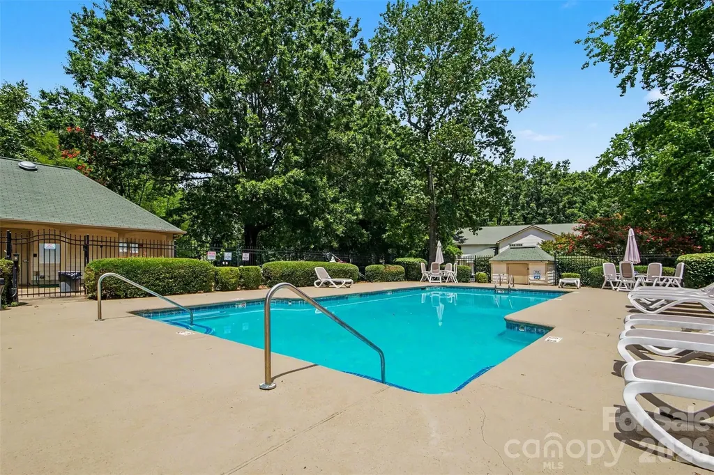 1001 Churchill Downs Court Charlotte NC 28211