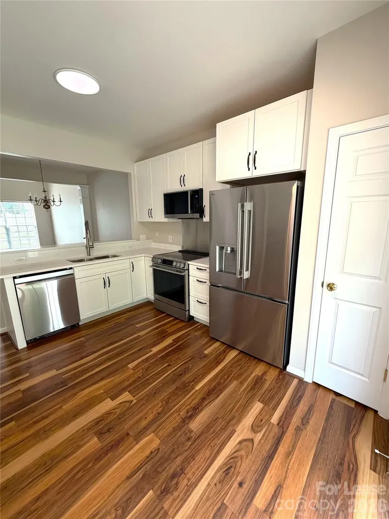 6834 Beverly Springs Drive Charlotte NC 28270