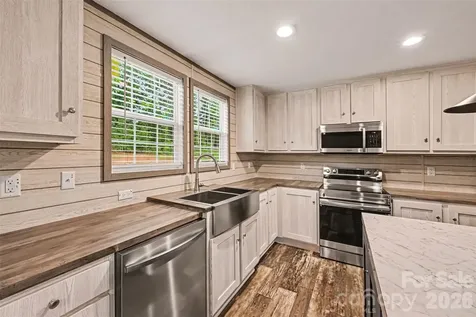 3032 Drake Circle Shelby NC 28152