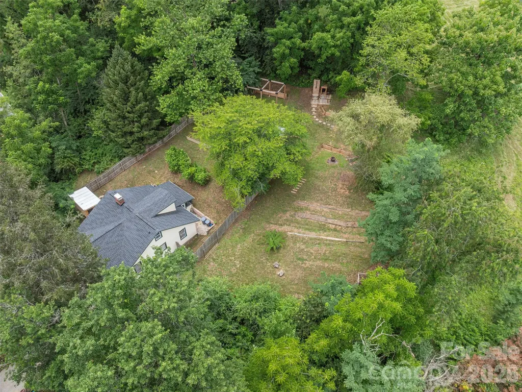 5249 Old Clyde Road Clyde NC 28721
