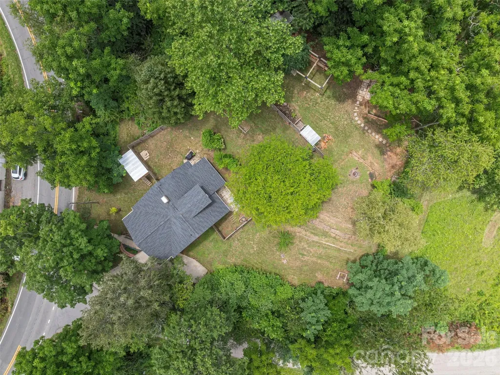 5249 Old Clyde Road Clyde NC 28721