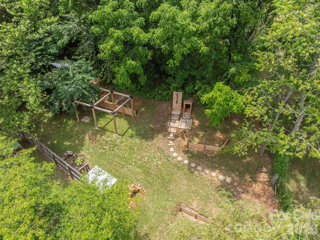 5249 Old Clyde Road Clyde NC 28721