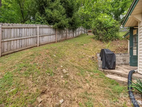 5249 Old Clyde Road Clyde NC 28721