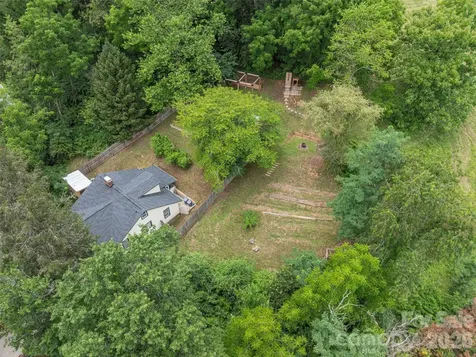 5249 Old Clyde Road Clyde NC 28721