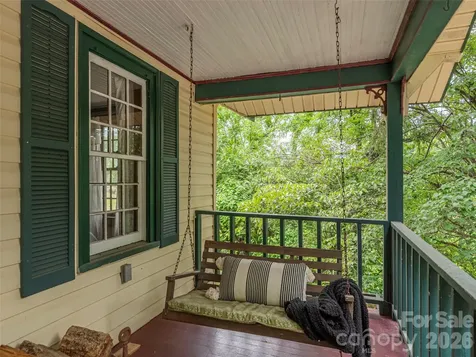 5249 Old Clyde Road Clyde NC 28721