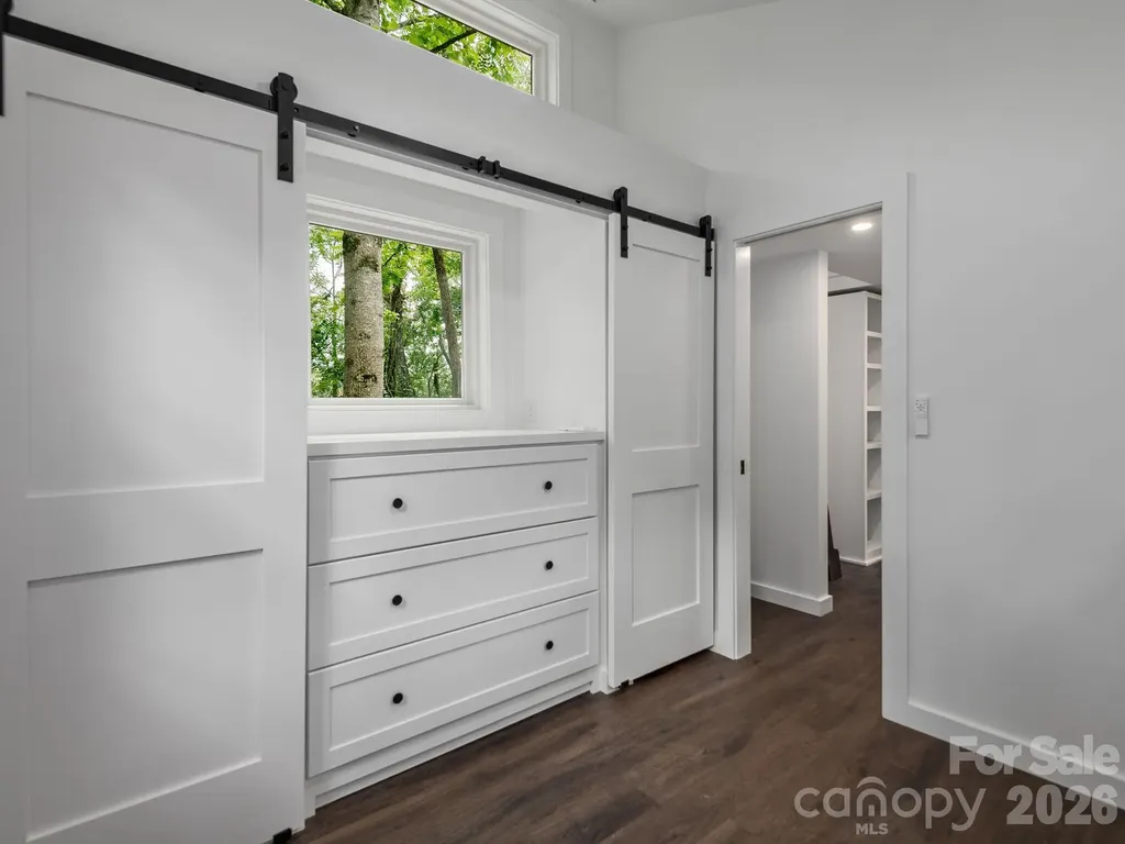 30 Pine Road Asheville NC 28805