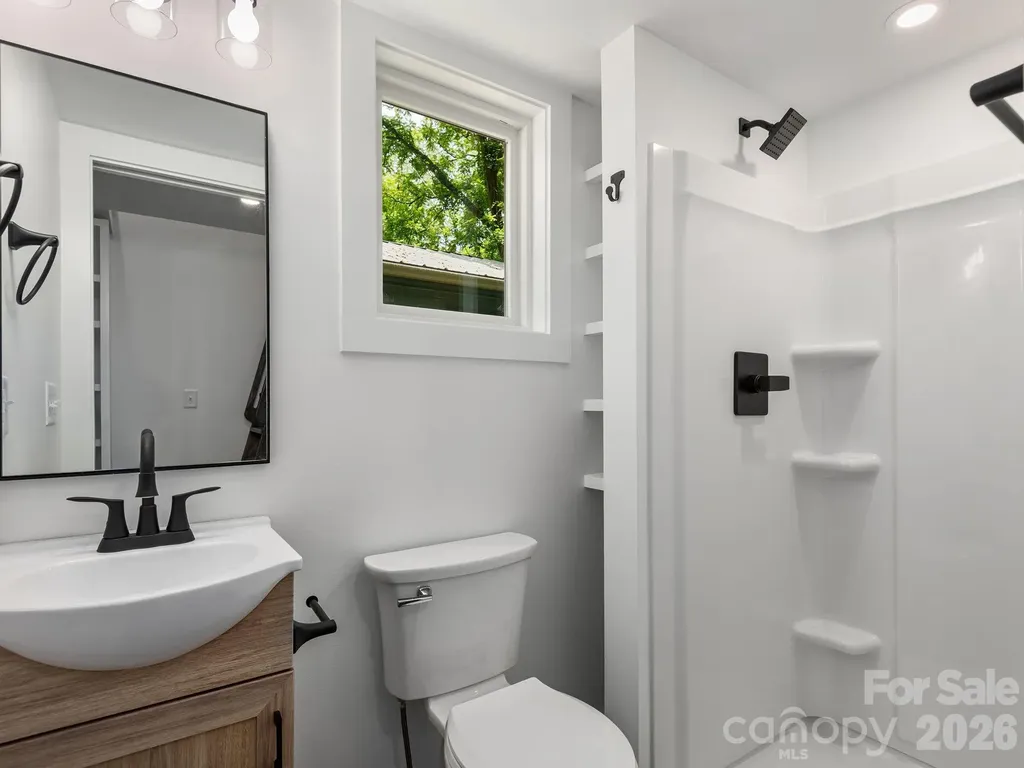 30 Pine Road Asheville NC 28805