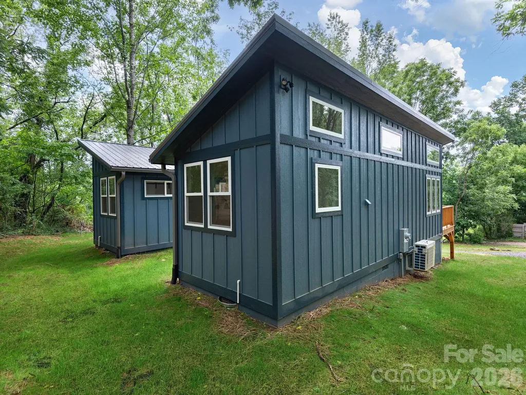 30 Pine Road Asheville NC 28805